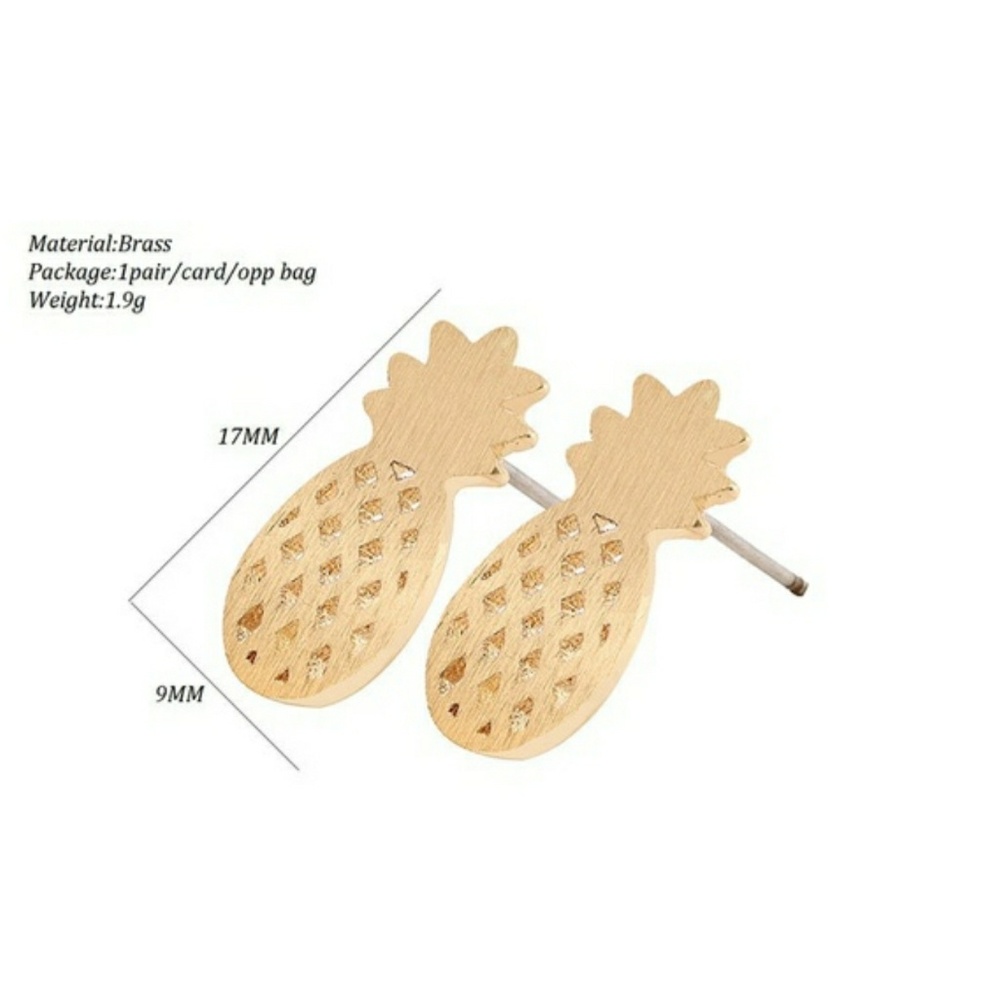 🍍Adorable Gold Pineapple Stud Earrings🍍 - Picture 3 of 6